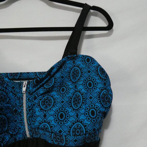 Unbranded | P2P 17.5 inches measured | Blue Patterned Black One Piece Swimsuit - Picture 5 of 14